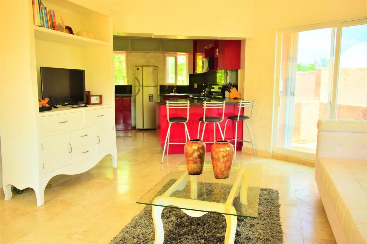 Happy Smile By The Dolphins Appartement Puerto Aventuras Buitenkant foto